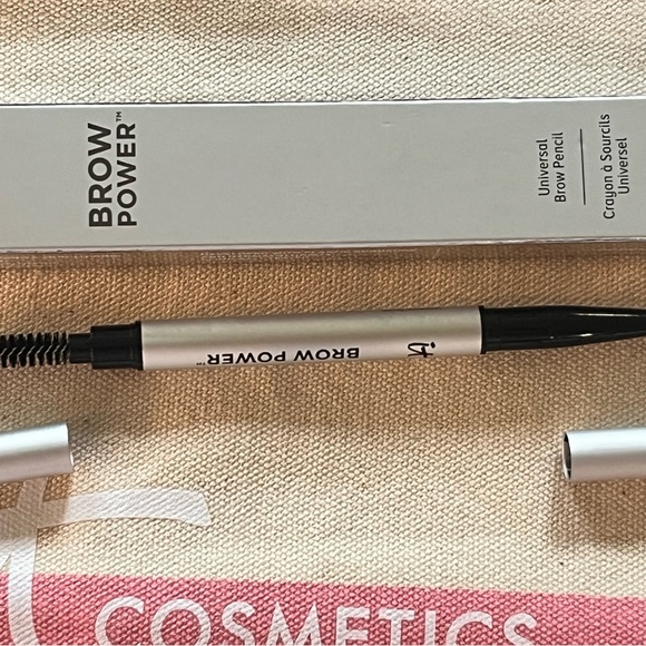 IT cosmetics bundle - Picture 6 of 7